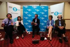  ?? (Getty) ?? Andy Burnham, Liz Kendall, Yvette Cooper and Jeremy Corbyn take part in a radio hustings hosted by Campbell in 2015