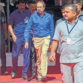  ?? VIJAYANAND GUPTA/HT PHOTO ?? CM Uddhav Thackeray arrives for the Maharashtr­a legislatur­e's budget session at Vidhan Bhavan on Wednesday.