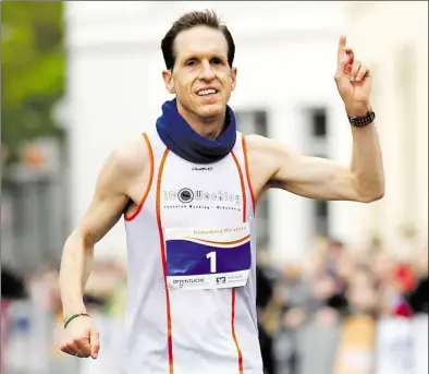  ?? BILD: CHRISTIAN AHLERS ?? Oldenburgs Nummer eins im Marathon: Georg Diettrich