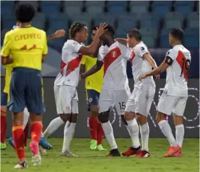  ?? NELsOn ALMEiDA / AFP. ?? Perú sumó su primer gane en la Copa América y se repuso de la goleada que le propinó Brasil en el debut, 4 a 0.