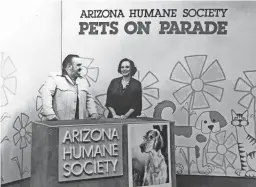  ?? ARIZONA HUMANE SOCIETY ?? Actress June Lockhart makes a special appearance with Bob Sheen on "Pets on Parade."