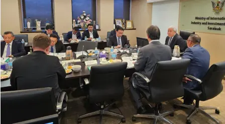  ?? ?? The PPCC meeting, chaired by Awang Tengah (right, facing camera), in progress.