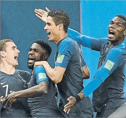  ?? FOTO: AP ?? Umtiti y Varane lideran la defensa de la selección francesa en el Mundial de Rusia