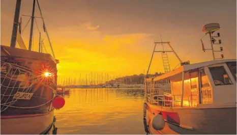  ?? FOTO: FRANK HÄNN ?? Das Siegerfoto: Sonnenunte­rgang im Hafen von Vrsar in Kroatien.