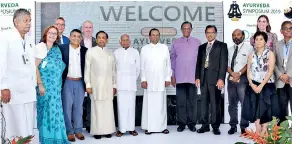  ??  ?? Guests of Honour, Ministers, Directors and staff of Siddhalepa Group with the foreign and local delegates
