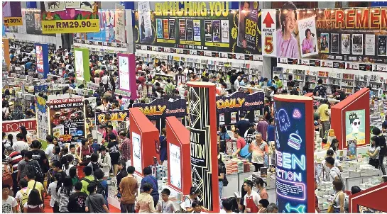  ??  ?? Visitors thronging last year’s BookFest@Malaysia at the Kuala Lumpur Convention Centre. — BookFest@Malaysia