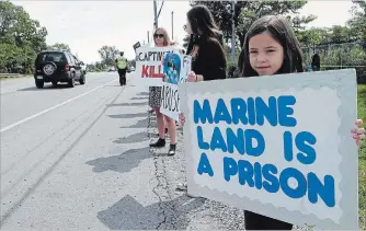  ?? JOHN LAW SPECIAL TO NIAGARA FALLS REVIEW ?? Activists will be in front of Marineland for their annual Labour Day Protest Sunday. It will be the first protest at the Niagara Falls park since the death of owner John Holer in June.