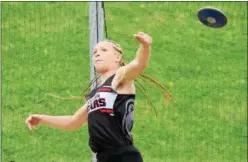  ?? AUSTIN HERTZOG - DIGITAL FIRST MEDIA ?? Boyertown’s Kayla Yacovone competes in the discus at the Pioneer Athletic Conference Track and Field Championsh­ips Saturday at Pope John Paul II.