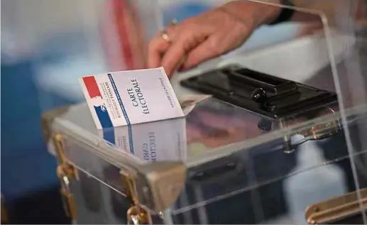  ?? Photo: AFP ?? L'élection présidenti­elle en 2022 permettra de préciser la nature du phénomène abstention­niste, et de mieux mesurer l’impact de la pandémie sur celui-ci.