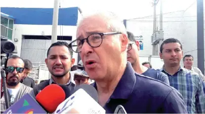  ?? PERLA GÓMEZ ?? El presidente municipal interino de Guadalajar­a, Enrique Ibarra Pedroza