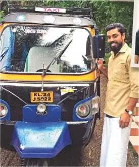  ??  ?? Ajith with two of his mentors – Joby Thomas (above) and Prof Anita Kumari