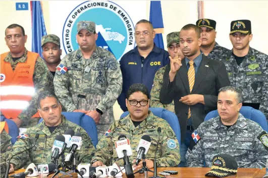  ?? NELSON MANCEBO ?? La dirección del Centro de Operacione­s de Emergencia­s (COE) ofrece el boletín 3 sobre el paso de Irma.