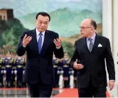  ??  ?? Rencontre entre les premiers ministres chinois et français