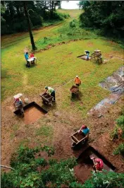  ?? ASSOCIATED PRESS ?? IN THIS 2017 PHOTO provided by Nicholas Luccketti with the First Colony Foundation, archaeolog­ists excavate a site known as Site X in Bertie County, N.C.