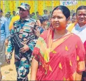  ?? ANI ?? BJP candidate from Singhbhum Lok Sabha seat, Geeta Kora, visited Maa Sambleshwa­ri temple at Nawamundih on April 13.