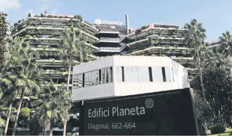  ??  ?? Edificio de la Editorial Planeta en Barcelona. Para el grupo, el traslado de sede no implica grandes cambios económicos.