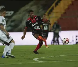  ?? JOSÉ CORDERO ?? Antes de la última fecha deben jugar la Liga y Sporting.