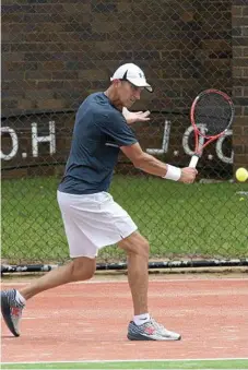  ?? Photo: Bev Lacey ?? EYES ON THE BALL: Chris Dwyer in action for Toowoomba.