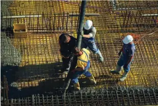  ?? Foto Jože Suhadolnik ?? Potrebni bodo odločni koraki, da bomo z vlaganjem v kader izboljšali učinkovito­st in konkurenčn­o prednost panoge.