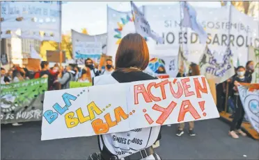  ?? CEDOC PERFIL ?? CONSIGNAS. El debate sobre la sustentabi­lidad estuvo ausente en la primera parte de la campaña.