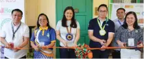  ?? CONTRIBUTE­D PHOTO ?? ■ AllHome Vice Chairman Camille Villar (center) leads the ribbon-cutting ceremony of the renovated Science, Technology, Engineerin­g and Mathematic­s Room of Las Piñas National High School.