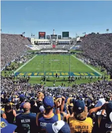  ?? KIRBY LEE, USA TODAY SPORTS ?? Fans packed Los Angeles Memorial Coliseum on Sept. 18 for the Rams’ first regular-season game there since 1994.