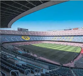  ?? FOTO: GETTY ?? El césped del Camp Nou bajo el control absoluto de Garden Tona