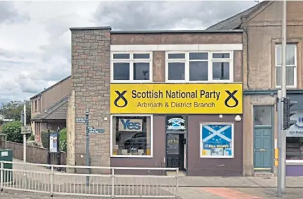  ??  ?? MONEY TROUBLES: The Arbroath branch of the SNP, which made a successful applicatio­n for £10,000 in funding and, below, Councillor Alex King.