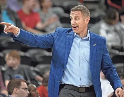  ?? JAMES SNOOK-USA TODAY SPORTS ?? Nate Oats' new contract with Alabama basketball puts him among the nation's highest-paid basketball coaches at public schools.