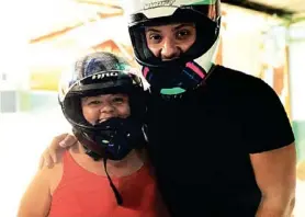  ?? CORTESÍA. ?? Doña Lourdes ya le pidió a Mike que venda la moto.