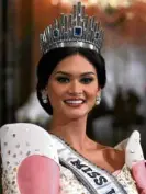  ??  ?? The Philippine­s’ latest Miss Universe, Pia Wurtzbach