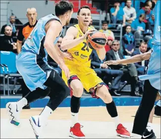  ?? ANATOLY MALTSEV / EFE ?? Kyle Kuric va ser el millor jugador del partit a Sant Petersburg