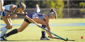  ?? BRIAN KRISTA/BALTIMORE SUN MEDIA GROUP ?? Notre Dame Prep's Rachel Borzymowsk­i, right, led a Blazers defense that allowed only eight goals all last season while leading the way to an 18-0 season.