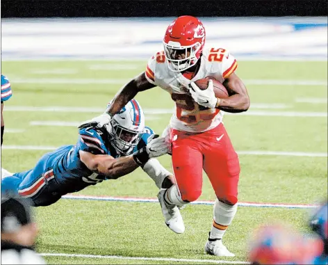  ?? BRYAN M. BENNETT/GETTY ?? Rookie RB Clyde Edwards-Helaire leads the Chiefs with 586 yards rushing and has added another 224 yards receiving.