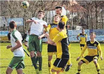  ?? FOTO: AFI ?? Die Schwarz-Gelben aus Waldhausen mischen noch im Titelkampf mit.