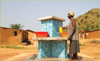  ?? (Shiri Paamoni) ?? WATER FOUNTAIN in the middle of the Uige Negage Village in Angola.