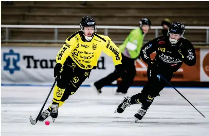  ?? BILD: SEBASTIAN LAMOTTE ?? Axel Ekholm lämnade IFK Kungälv för Villa 2016. De senaste säsongerna har han spelar med Vetlanda BK.