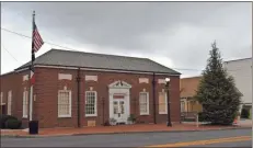  ?? Blake Silvers ?? The current Calhoun Police Department building, 200 N. Wall St., was built in 1928 and at one time served as a post office. It will be replaced as the main CPD office once the McDaniel Station Road complex is completed.