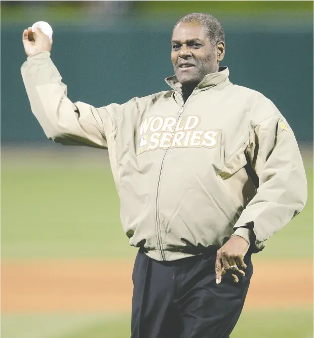  ?? Gett y Images file ?? Cardinals ace pitcher Bob Gibson, seen here in 2011, accomplish­ed an amazing feat in the 1967 World Series — three complete-game victories.