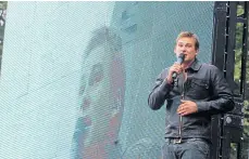  ?? ?? Singer Lee Ryan performed at Duthie Park in 2005.