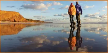  ?? Picture: visitisleo­fwight.co.uk ?? Atmospheri­c: Autumn walking break on the Isle of Wight