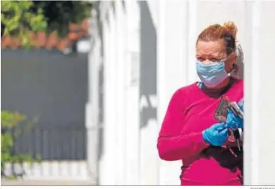  ?? ERASMO FENOY ?? Una mujer en Castellar, el municipio con la tasa más alta de la comarca.