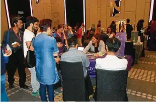  ??  ?? The AEO University tour exhibition provides an exclusive opportunit­y to meet with the directors of admissions from numerous universiti­es and colleges from throughout the United States.