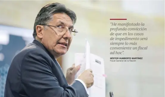  ?? FOTO COLPRENSA ?? El fiscal general, Néstor Humberto Martínez, expuso en el Senado su inocencia frente al caso Odebrecht.