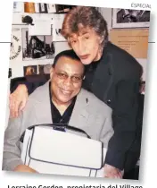  ??  ?? Lorraine Gordon, propietari­a del Village Vanguard, con el pianista Chucho Valdés.