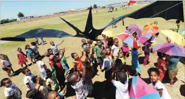  ?? Picture: BRENTON GEACH ?? SHOW-STOPPER: Ralf and Lucas Maserski from Germany’s bat kite proved to be a hit. Apart from the 22nd Internatio­nal Kite Festival being Africa’s largest, it is also South Africa’s biggest mental health awareness event.