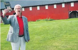  ??  ?? STEMMEN: Hans Herbjørnsr­ud fra Heddal vil lese noveller i Litteratur­huset i høst, i den sjuende utgaven av «Stemmer fra Telemark».