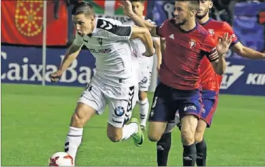  ??  ?? PRIMER REFUERZO INVERNAL. José Fran, ex del Albacete, ya es nuevo jugador del Hércules.