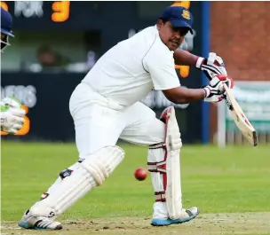  ?? Jackie Meredith ?? ●● Bacup’s Sri Lankan profession­al Sachithra Serasinghe, pictured in action during his spell with Littleboro­ugh in 2016