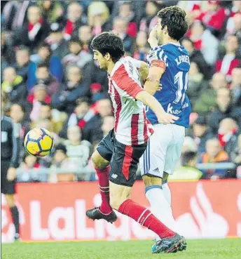  ?? FOTO: J. ECHEVERRÍA ?? Tablas Athletic y Real Sociedad se repartiero­n los puntos en el derbi del pasado sábado en San Mamés